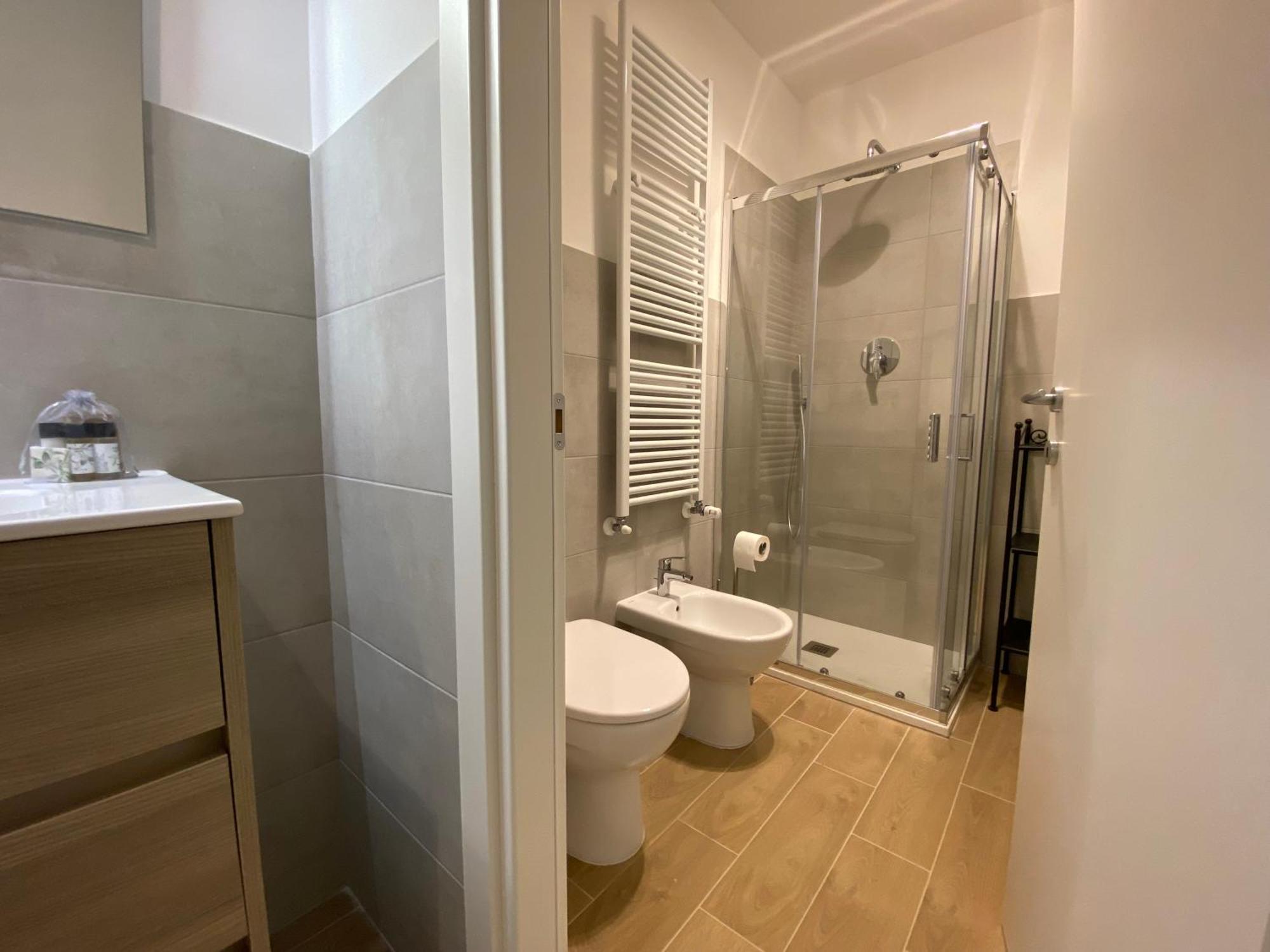 Avantgard Rooms Terrace Suite Болонья Экстерьер фото