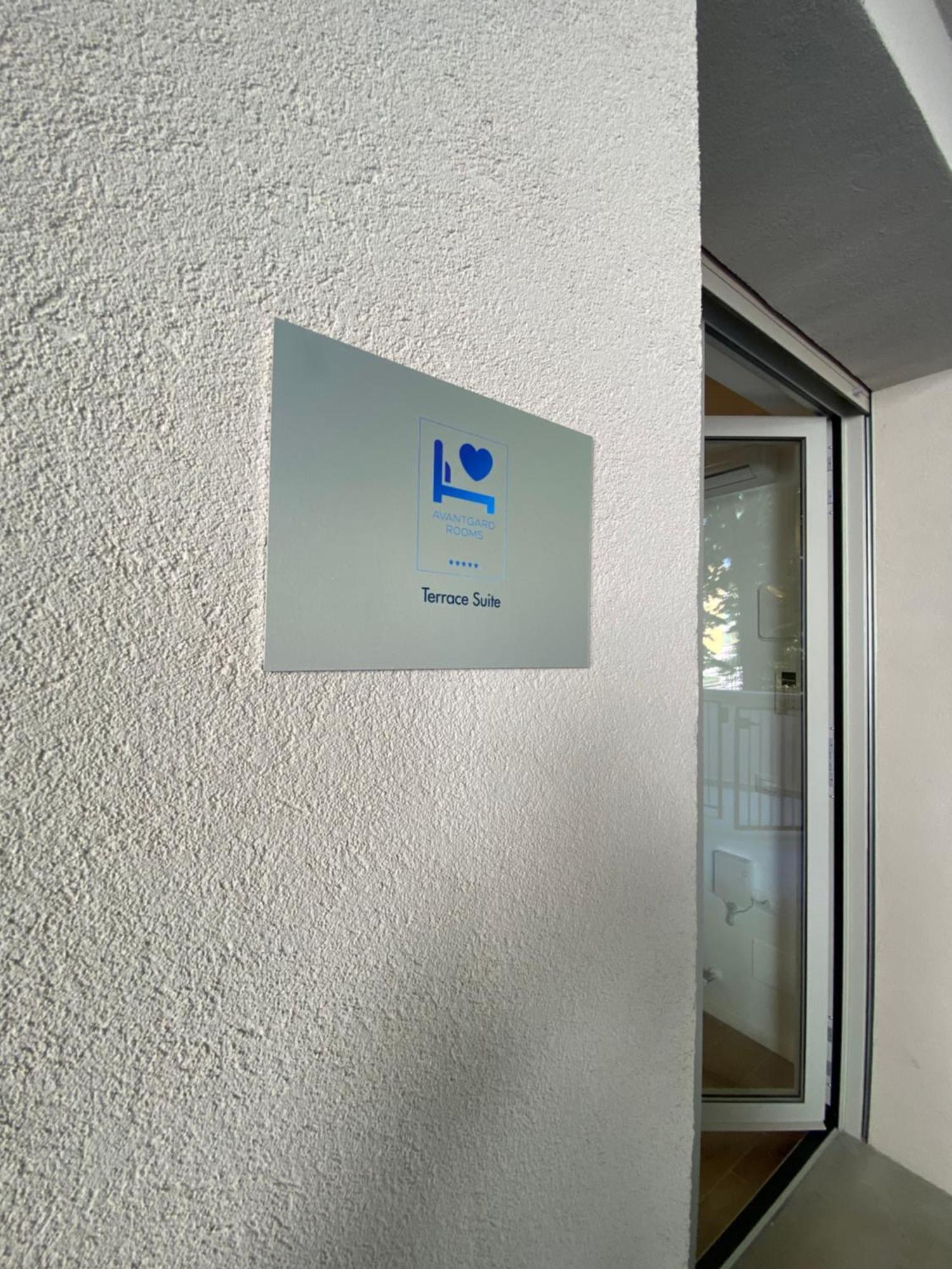 Avantgard Rooms Terrace Suite Болонья Экстерьер фото